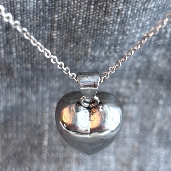 Puffed Heart Chime Pendant - Picture 9 of 9